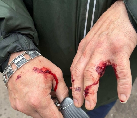 Награда нашла своего героя: Алексей Огурцов получил почётную грамоту за спасение женщины и ребёнка от нападения алабая