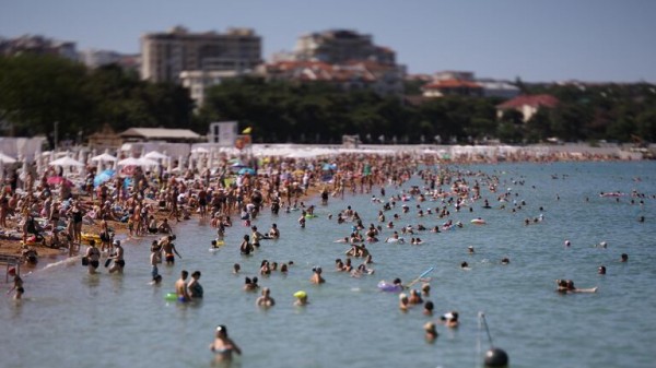 В аэропорту Краснодара заявили об отсутствии распоряжений о возобновлении работы