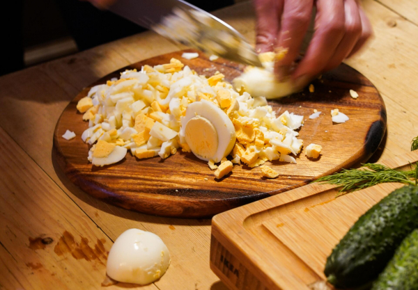 Сколько яиц можно есть в день без вреда для здоровья