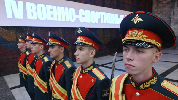 На Поклонной горе в Москве открылись военно-спортивные игры вооруженных сил СНГ