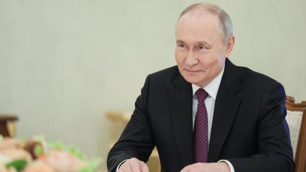 Путин заявил, что форум "Истоки" объединил инициативную молодежь в Севастополе