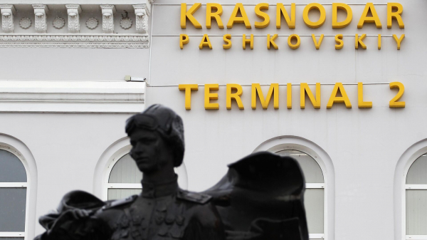 В аэропорту Краснодара заявили об отсутствии распоряжений о возобновлении работы