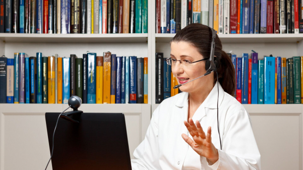 Депутат Башанкаев: врачи смогут использовать ИИ в телемедицине с 1 сентября