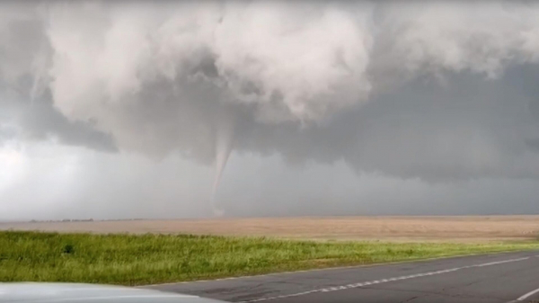 В Приморье допустили возникновение смерча из-за соответствующей погоды
