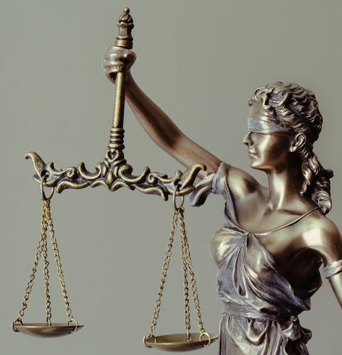 Следователи попросили заочно арестовать иноагента писателя Дмитрия Быкова